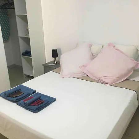 Village Avec Piscine Appartement *